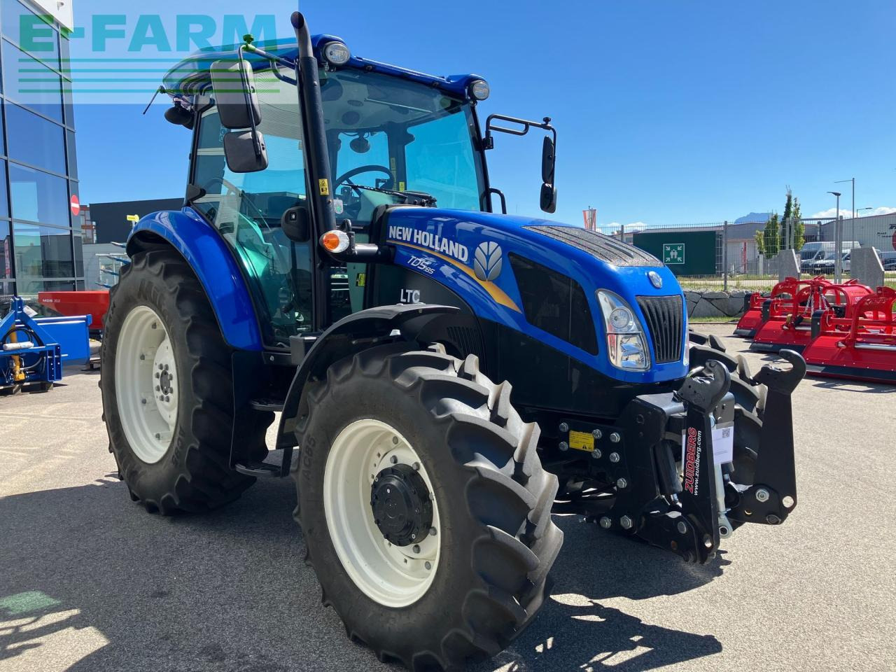 New Holland TD5.85 - Traktor: 4 kép. New Holland TD5.85 - Traktor: 4 kép.