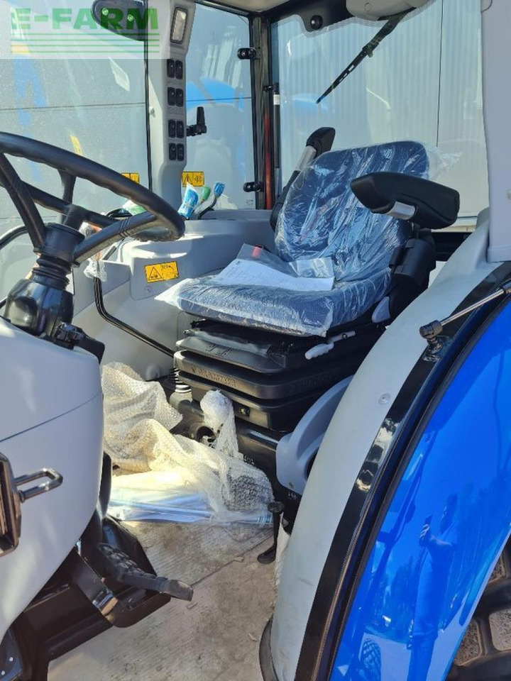 New Holland boomer 55 - Traktor: 3 kép. New Holland boomer 55 - Traktor: 3 kép.