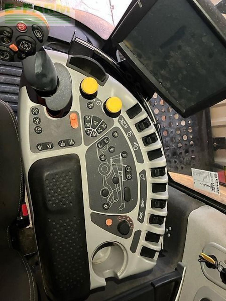 New Holland cr 8.80 - Kombájn: 2 kép. New Holland cr 8.80 - Kombájn: 2 kép.