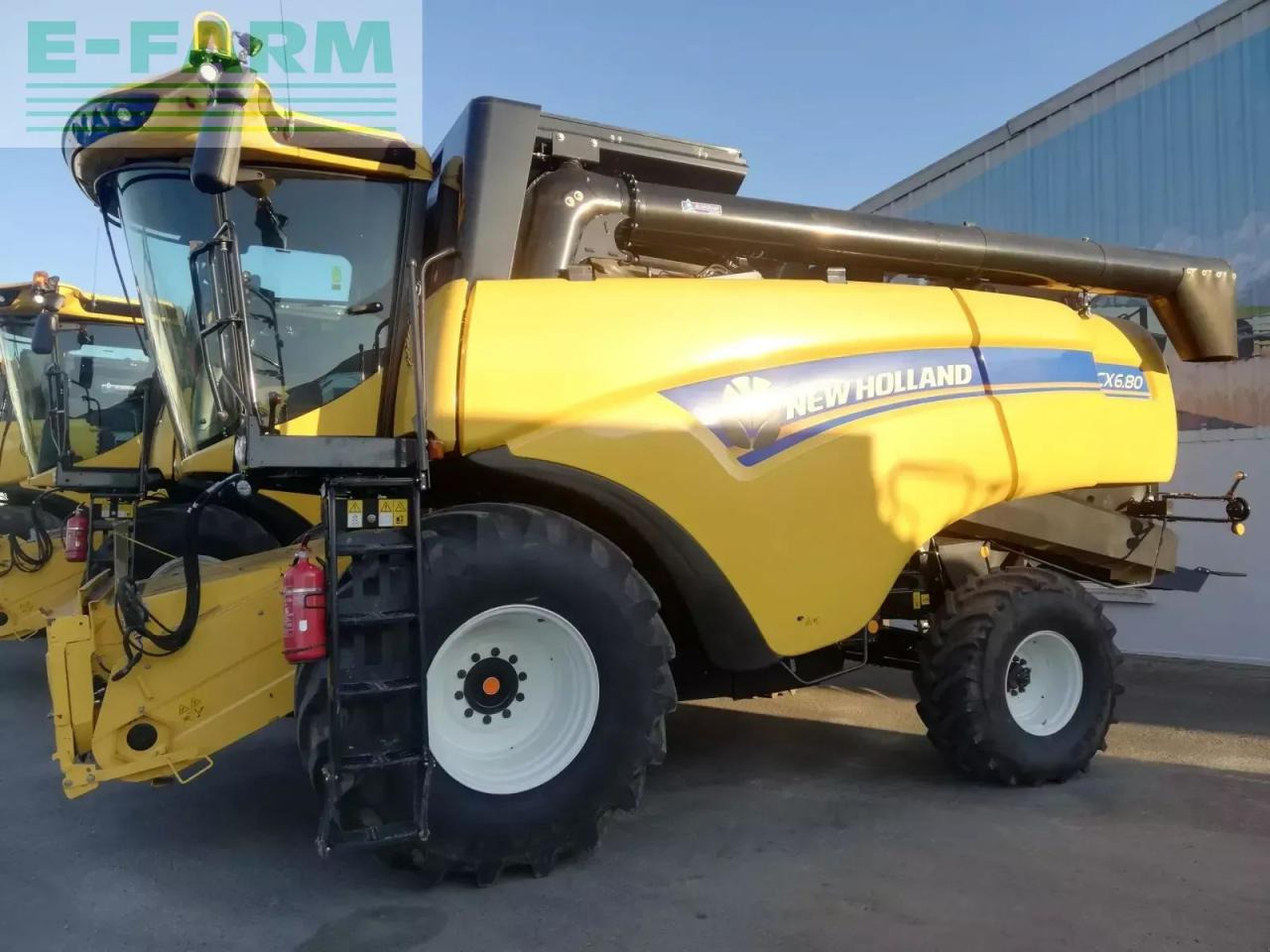New Holland cx 6.80 - Kombájn: 2 kép. New Holland cx 6.80 - Kombájn: 2 kép.