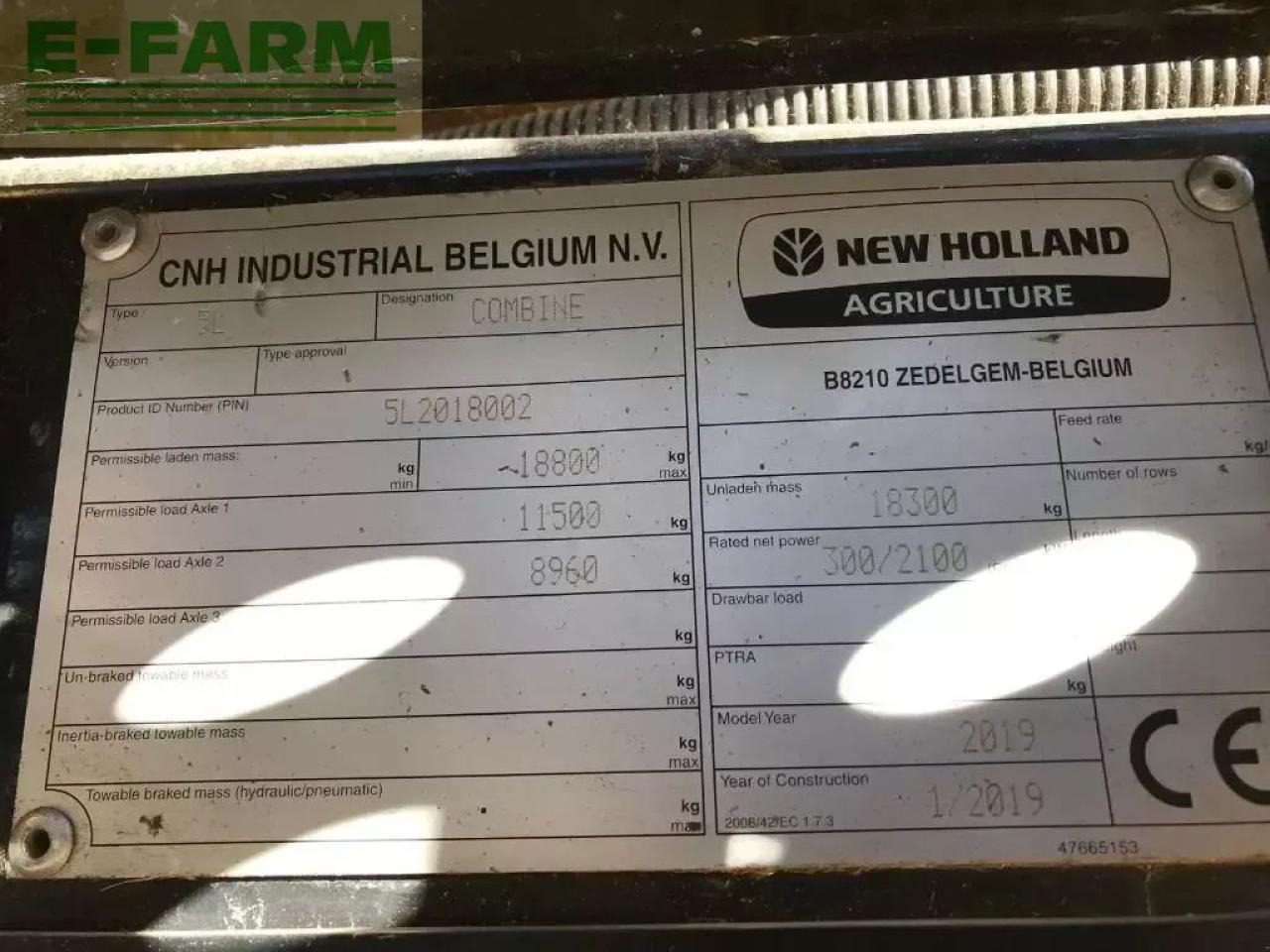 Kombájn New Holland cx 8.90 slh: 17 kép.