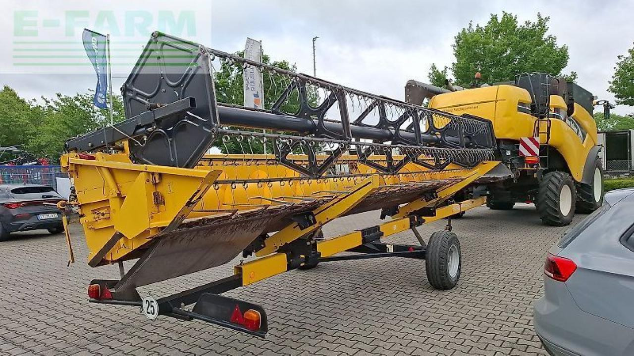 New Holland cx 860 / cx860 4x4 allrad - Kombájn: 4 kép. New Holland cx 860 / cx860 4x4 allrad - Kombájn: 4 kép.