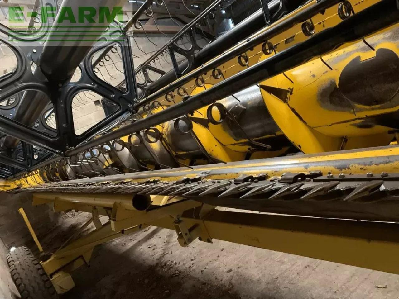 New Holland cx 880 hd - Kombájn: 4 kép. New Holland cx 880 hd - Kombájn: 4 kép.