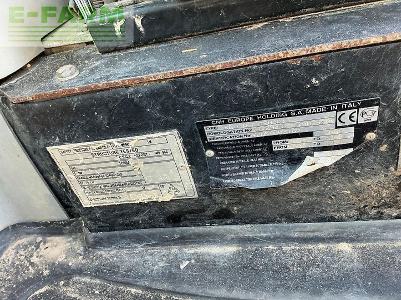 Teleszkópos rakodó New Holland lm5060 telehandler (st23558): 13 kép.