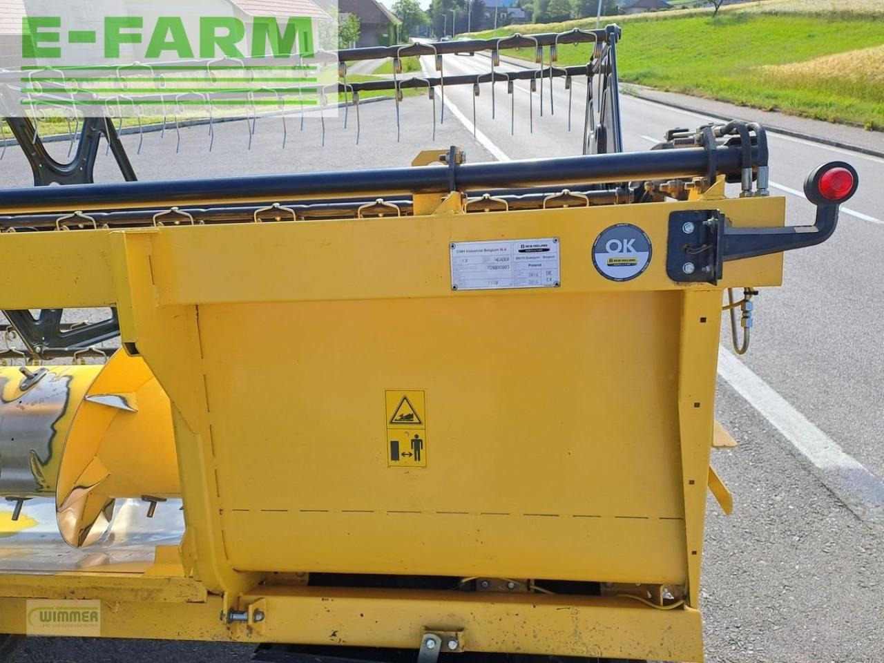 New Holland nh 400 - Kombájn adapter: 3 kép. New Holland nh 400 - Kombájn adapter: 3 kép.