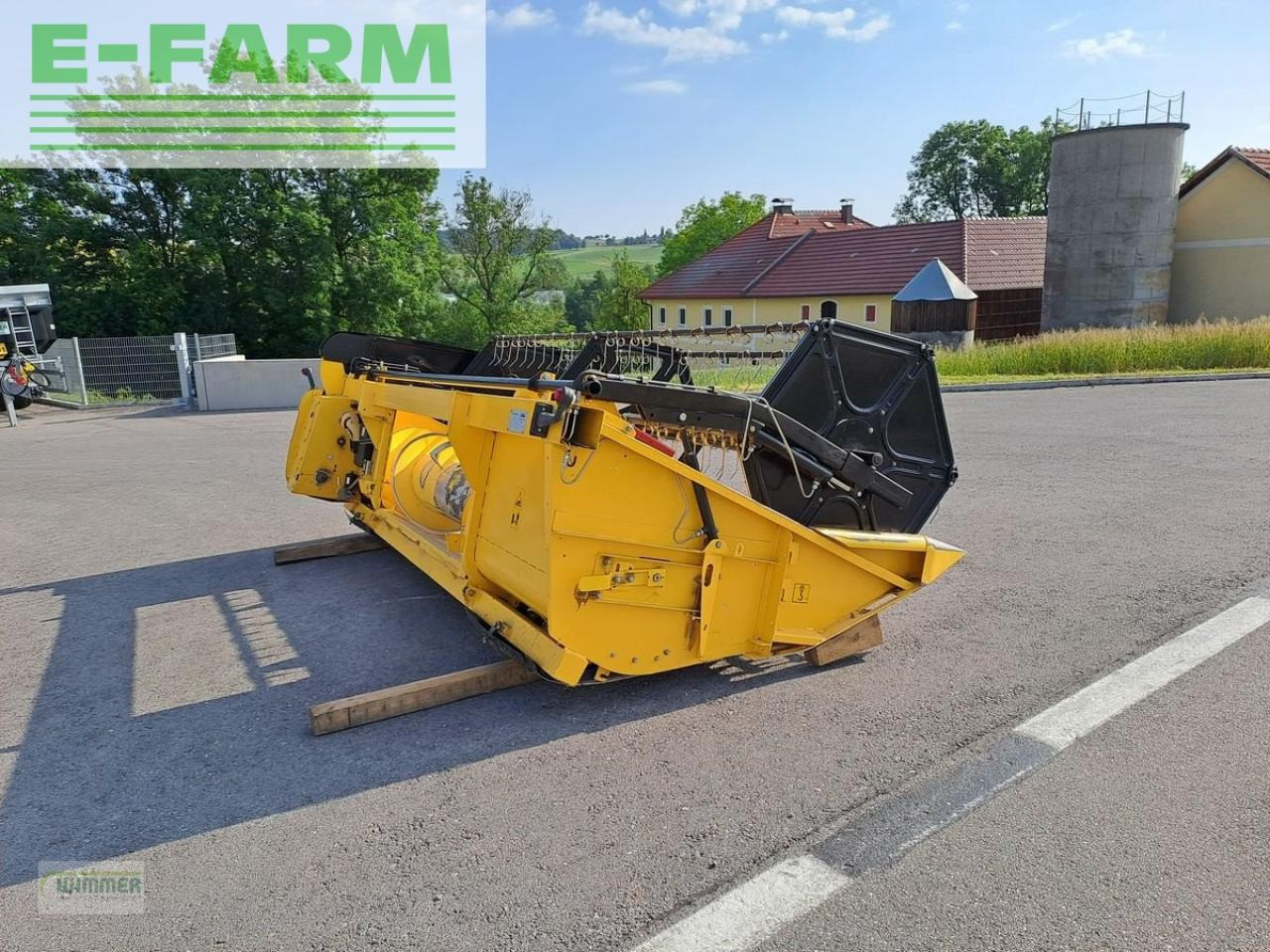 Kombájn adapter New Holland nh 400: 8 kép. Kombájn adapter New Holland nh 400: 8 kép.