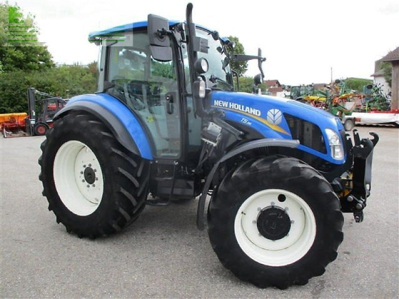 New Holland t 5.95 #863 - Traktor: 3 kép. New Holland t 5.95 #863 - Traktor: 3 kép.