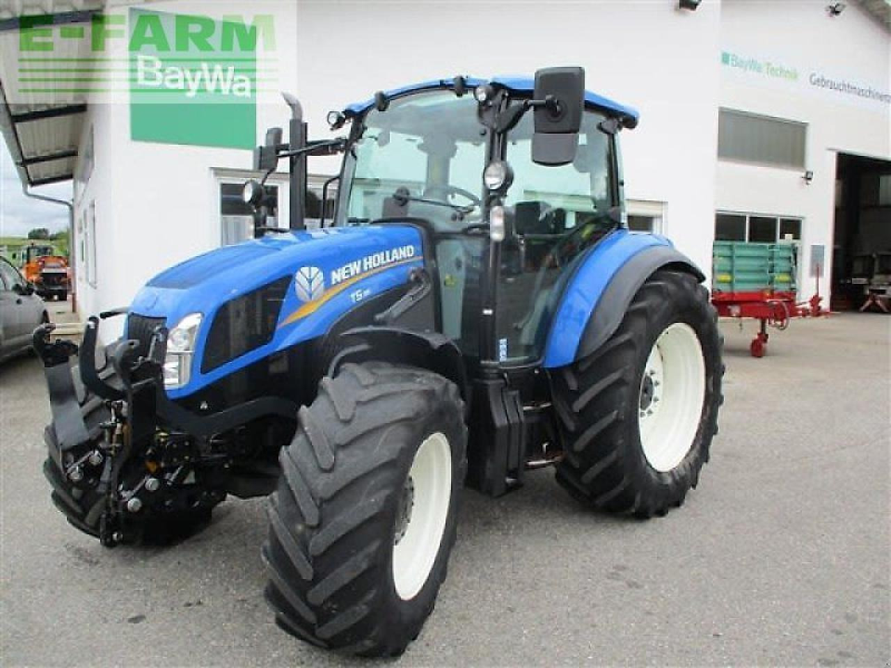 New Holland t 5.95 #863 - Traktor: 1 kép. New Holland t 5.95 #863 - Traktor: 1 kép.