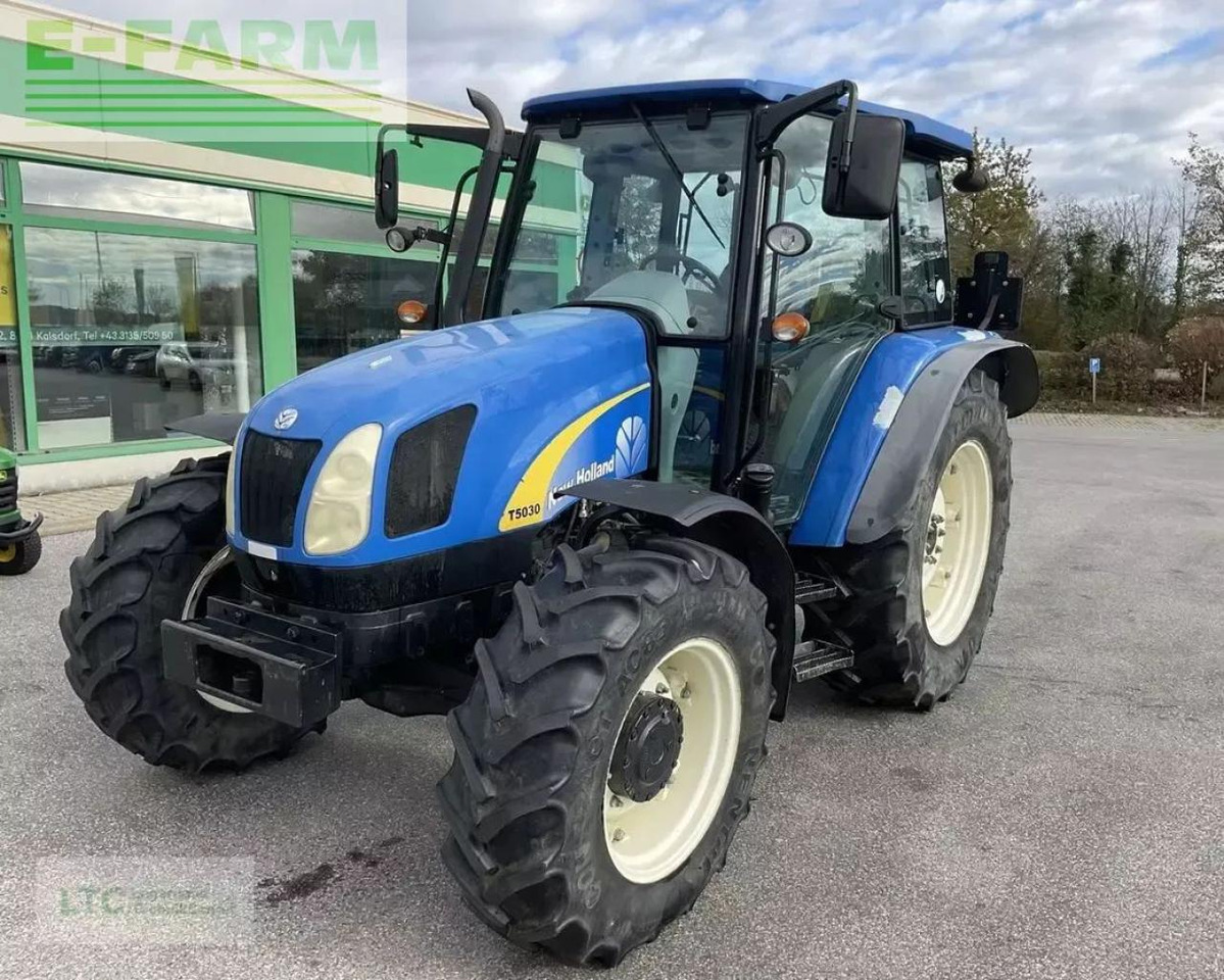 New Holland t 5030 - Traktor: 1 kép. New Holland t 5030 - Traktor: 1 kép.