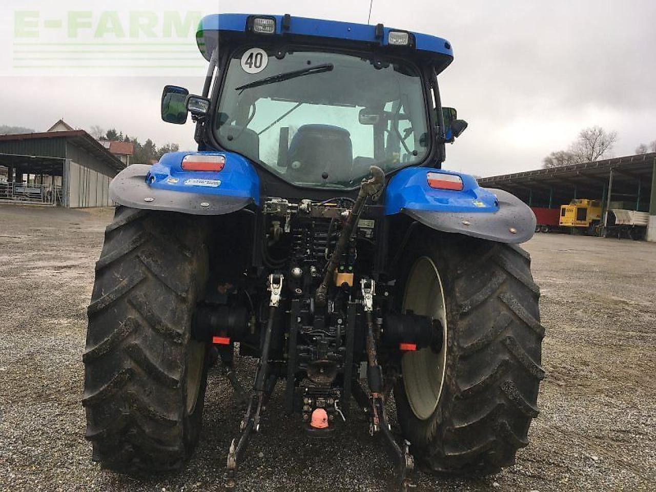 New Holland t 6020 - Traktor: 5 kép. New Holland t 6020 - Traktor: 5 kép.