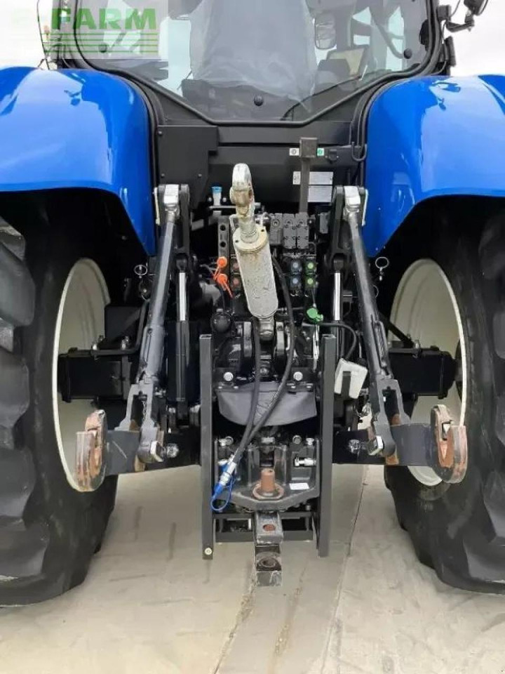 New Holland t 7.260 autocommand gps - Traktor: 4 kép. New Holland t 7.260 autocommand gps - Traktor: 4 kép.