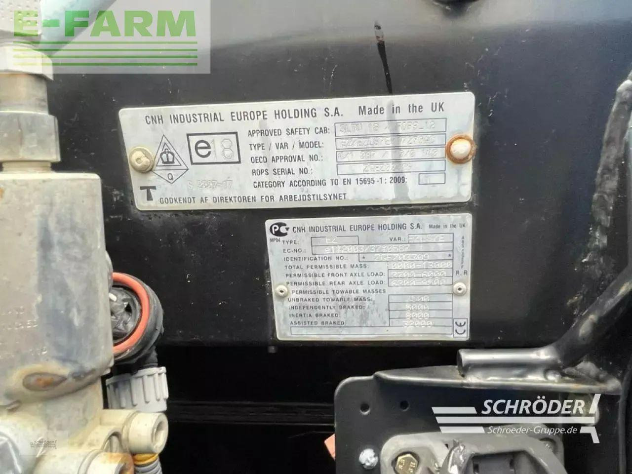 Traktor New Holland t 7.270 autocommand: 24 kép.