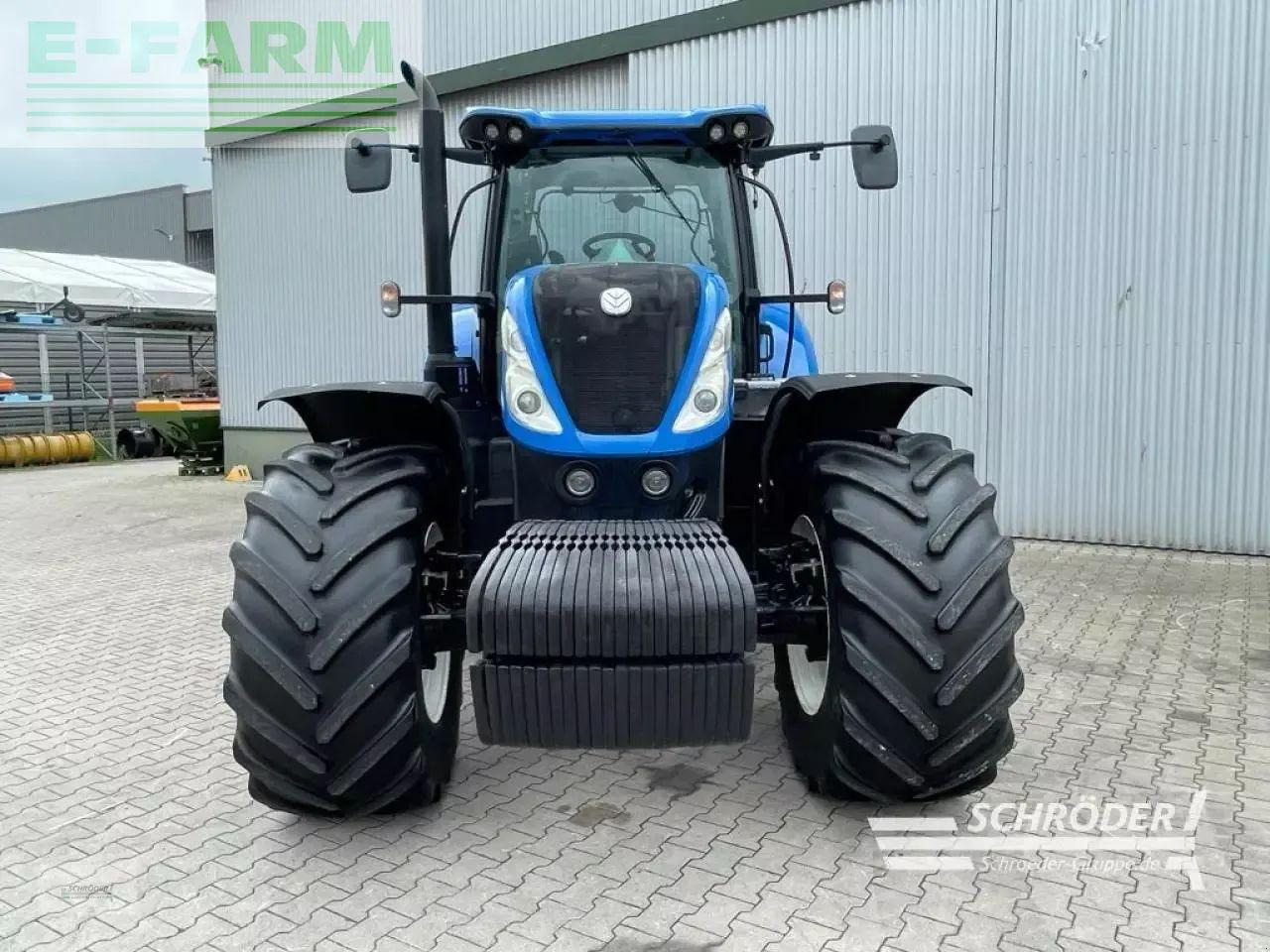 Traktor New Holland t 7.270 autocommand: 6 kép.