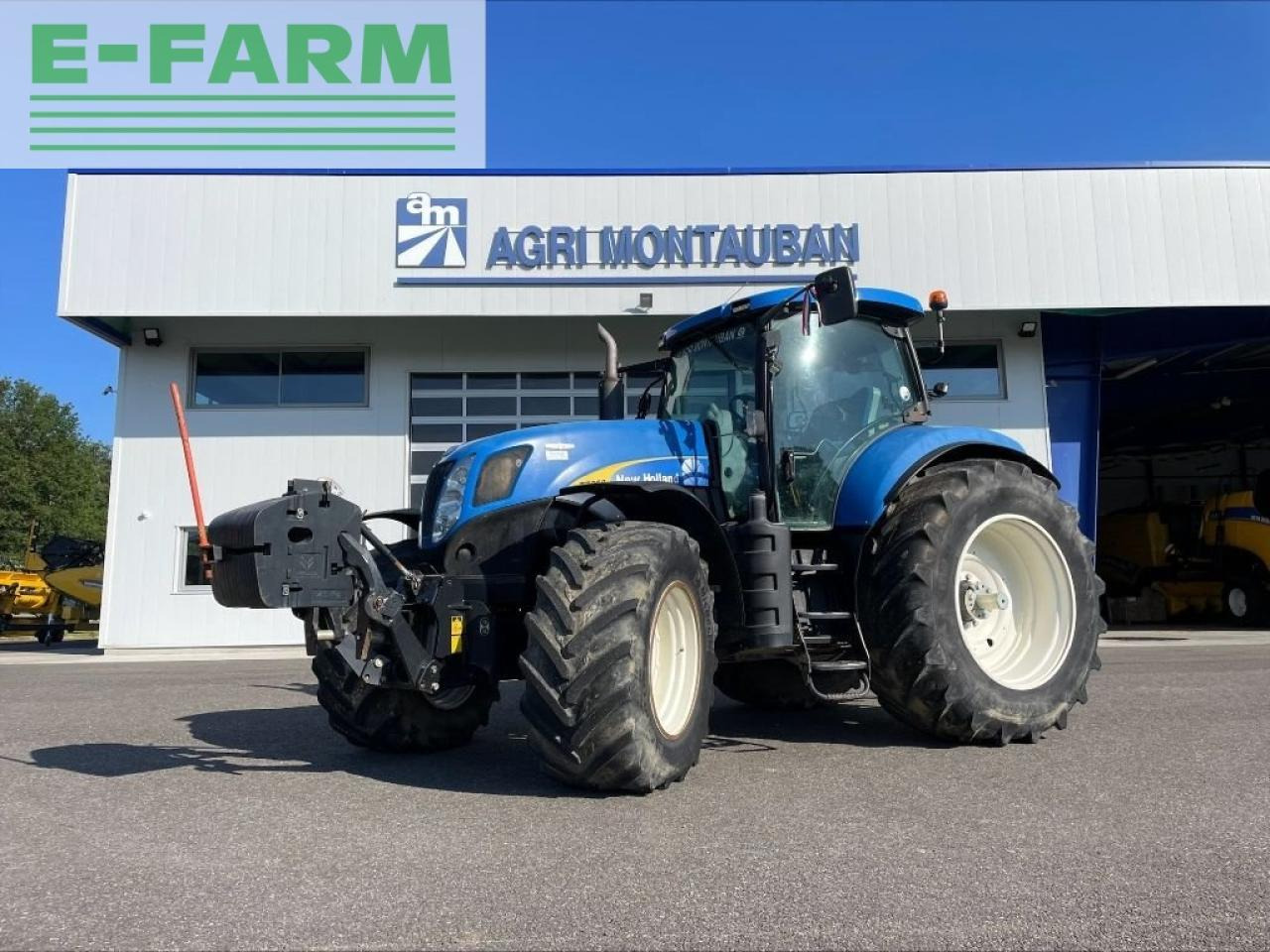 New Holland t 7050 - Traktor: 1 kép. New Holland t 7050 - Traktor: 1 kép.