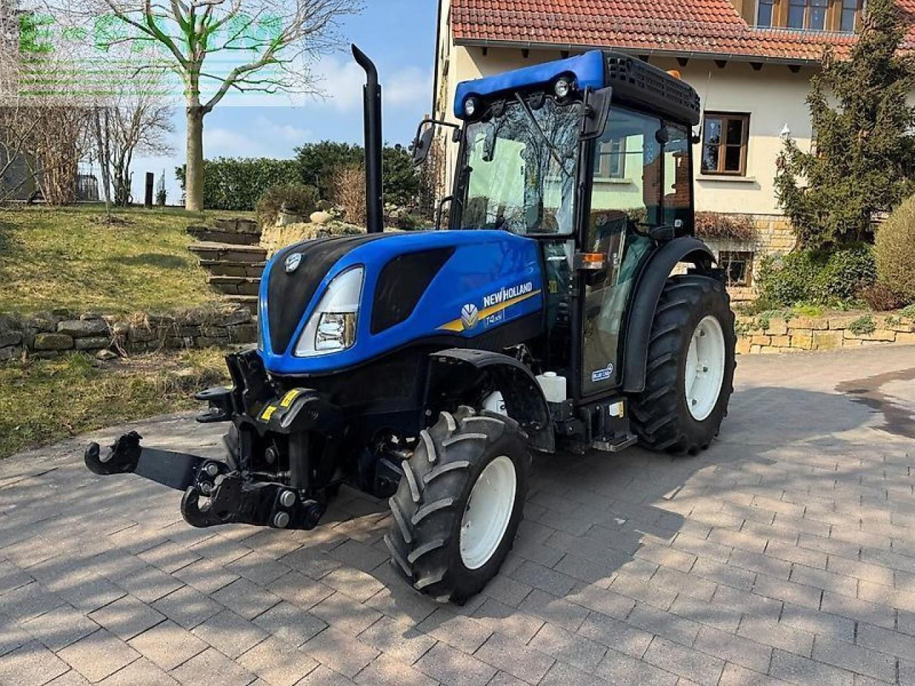 New Holland t4.110 v schmalspur V - Traktor: 2 kép. New Holland t4.110 v schmalspur V - Traktor: 2 kép.