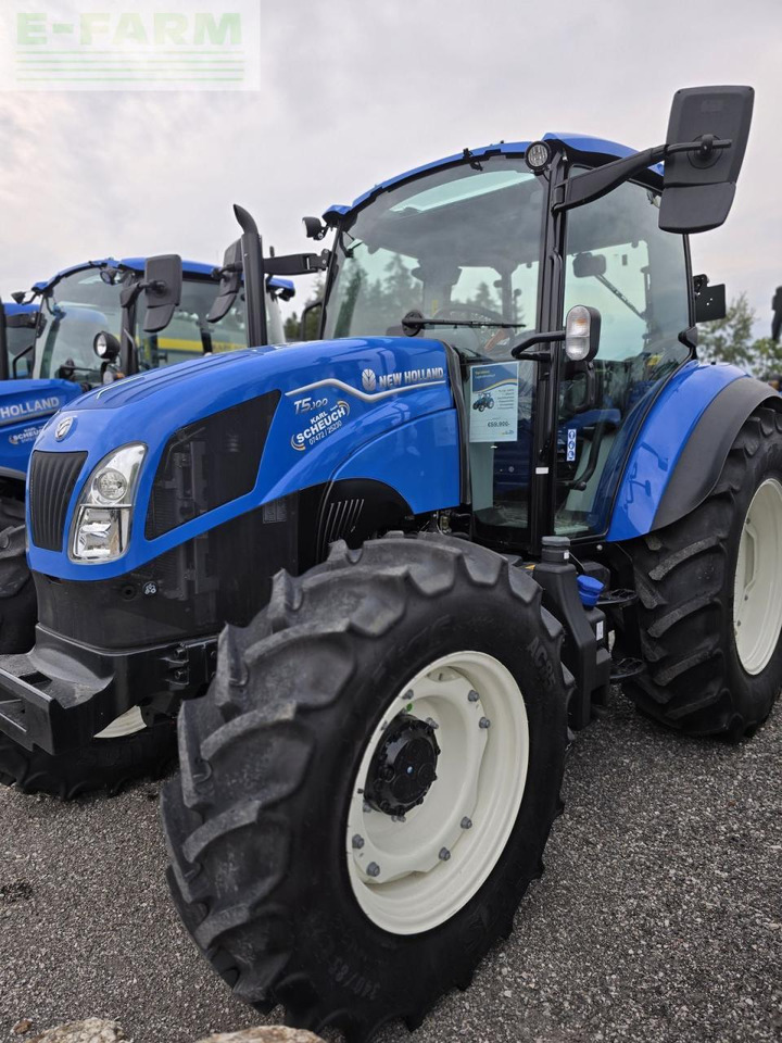 New Holland t5.100 dual command - Traktor: 2 kép. New Holland t5.100 dual command - Traktor: 2 kép.