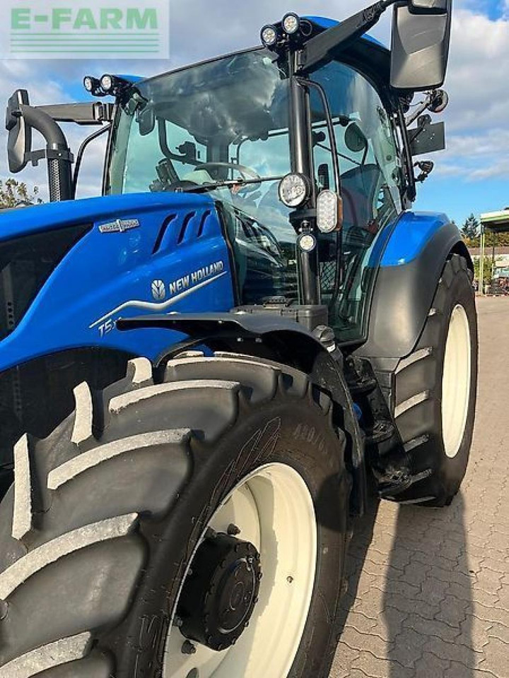 Traktor New Holland t5.110 auto command: 6 kép.