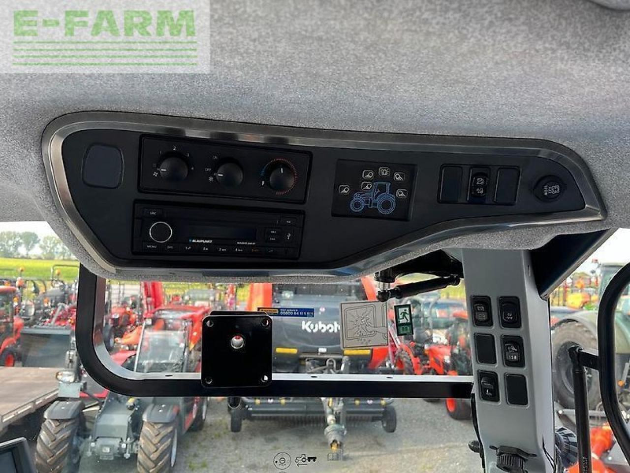 Traktor New Holland t5.110 auto command: 13 kép.