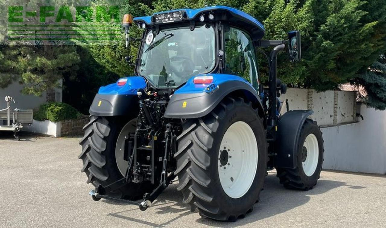 New Holland t5.120 auto command (stage v) - Traktor: 4 kép. New Holland t5.120 auto command (stage v) - Traktor: 4 kép.