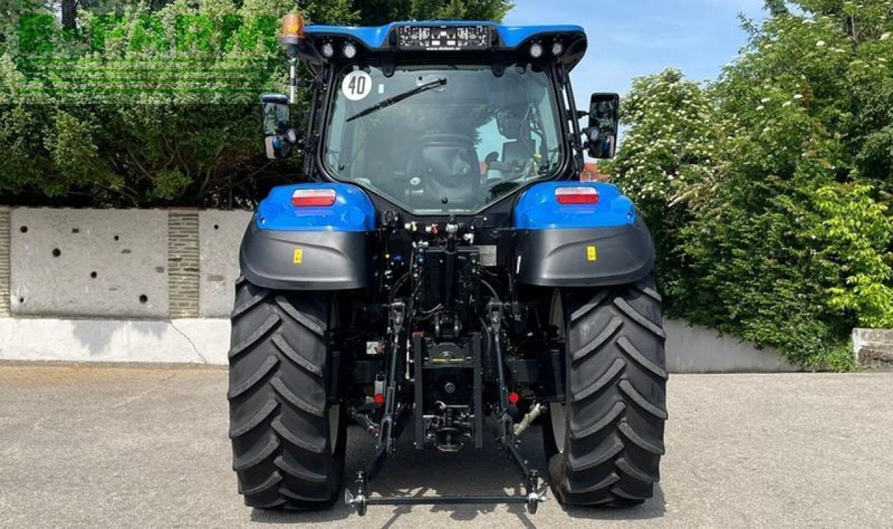New Holland t5.120 auto command (stage v) - Traktor: 5 kép. New Holland t5.120 auto command (stage v) - Traktor: 5 kép.