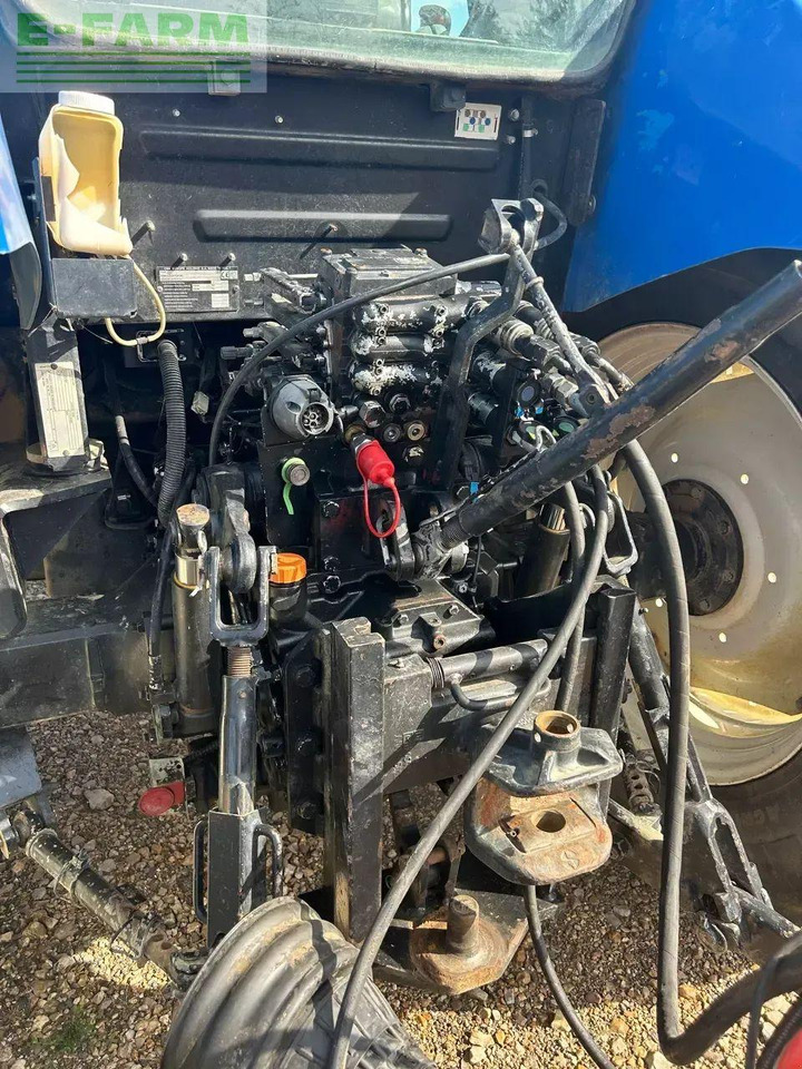 New Holland t5.95 - Traktor: 4 kép. New Holland t5.95 - Traktor: 4 kép.