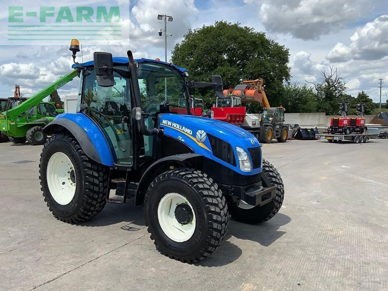 New Holland t5.95 tractor (st23758) - Traktor: 2 kép. New Holland t5.95 tractor (st23758) - Traktor: 2 kép.