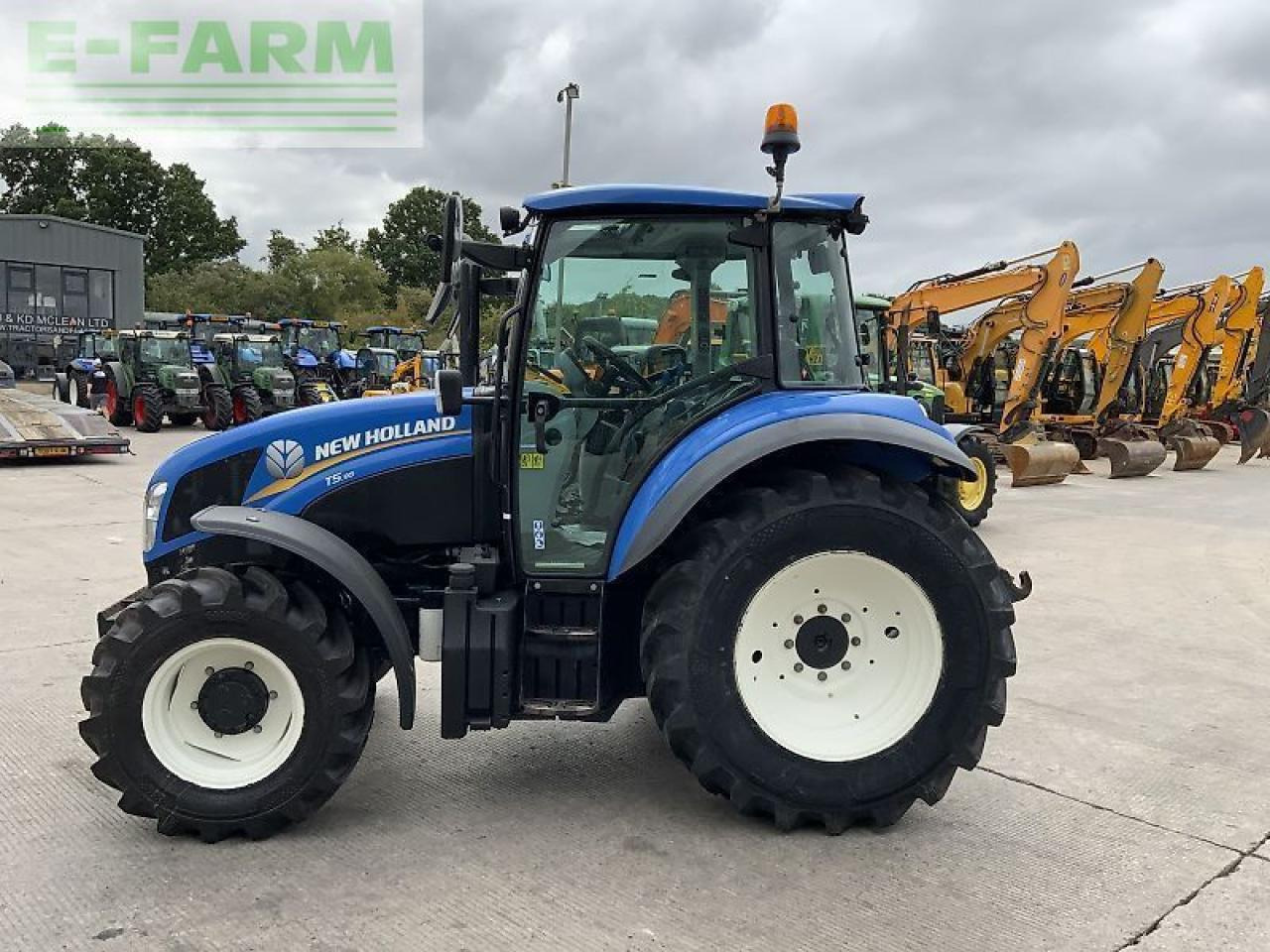 New Holland t5.95 tractor (st23762) - Traktor: 5 kép. New Holland t5.95 tractor (st23762) - Traktor: 5 kép.