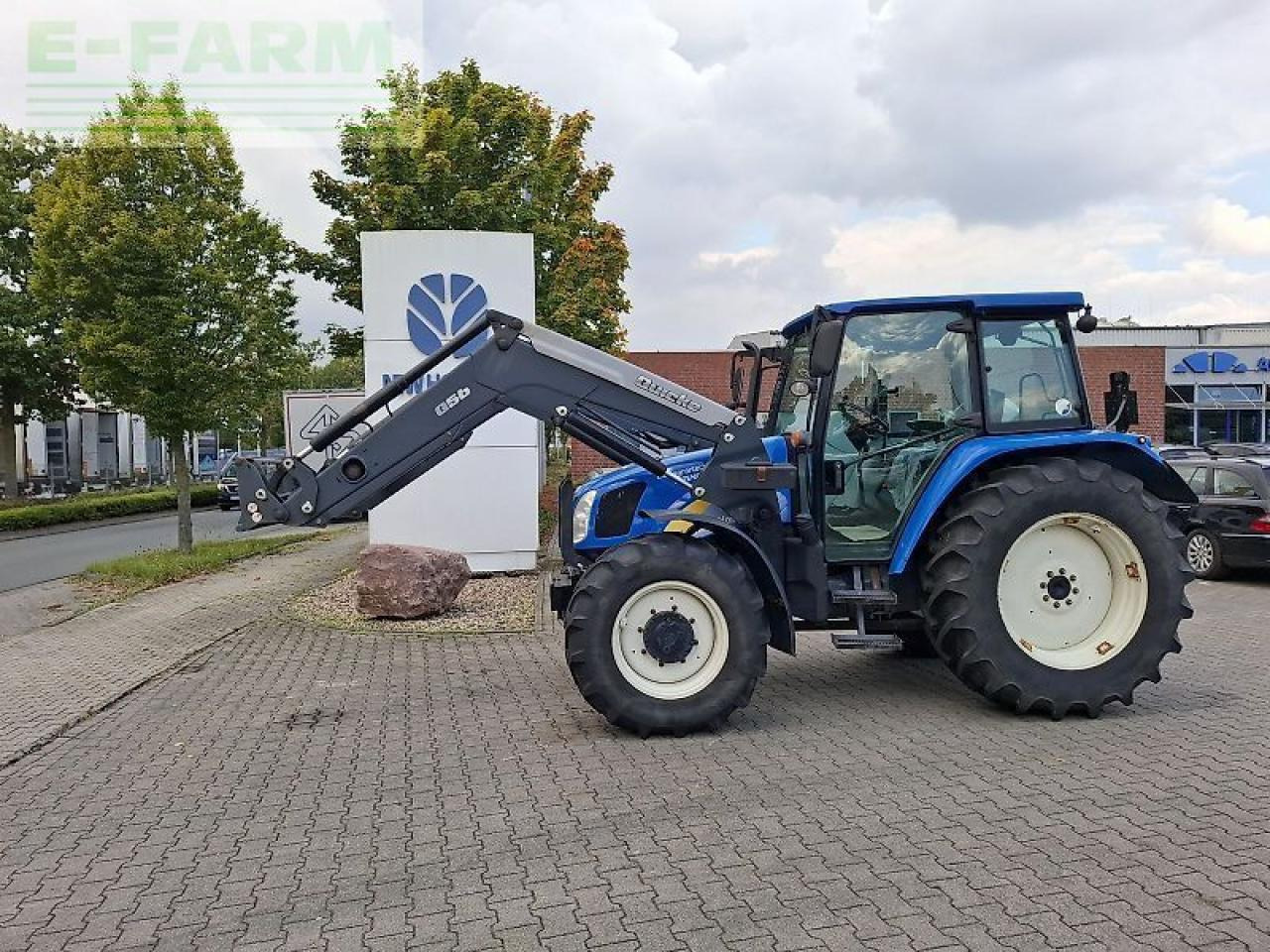 New Holland t5050 - Traktor: 1 kép. New Holland t5050 - Traktor: 1 kép.