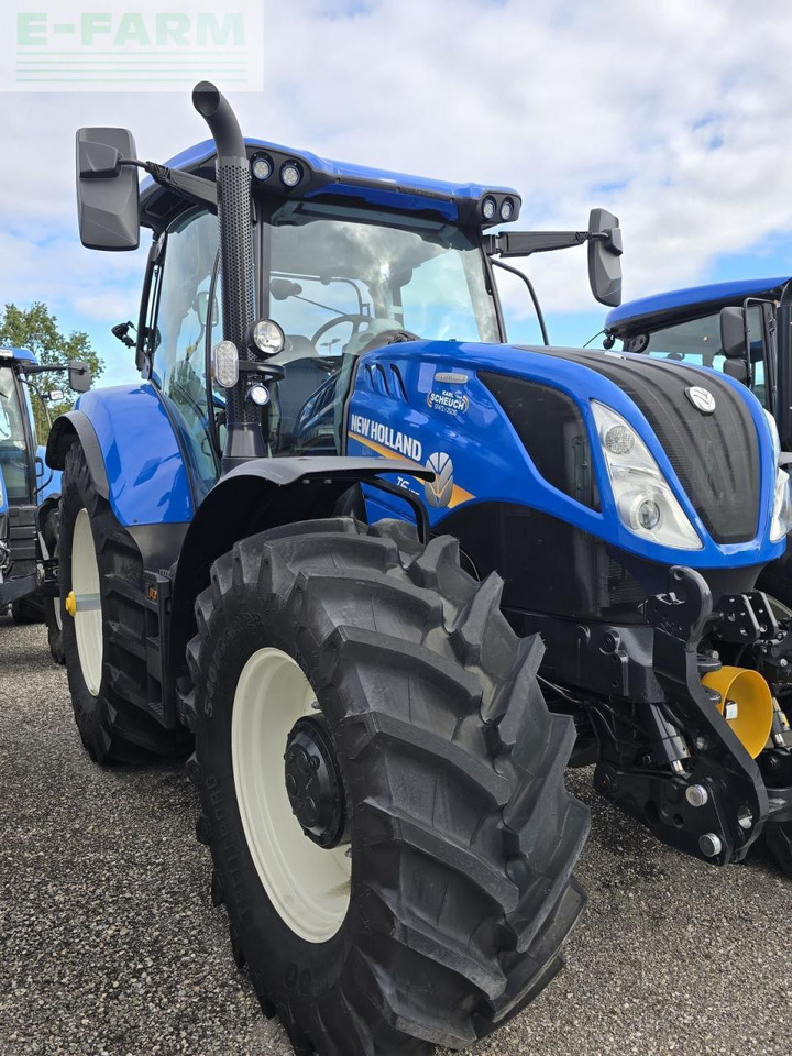 New Holland t6.155 dynamic command sidewinder ii (stage v) - Traktor: 1 kép. New Holland t6.155 dynamic command sidewinder ii (stage v) - Traktor: 1 kép.