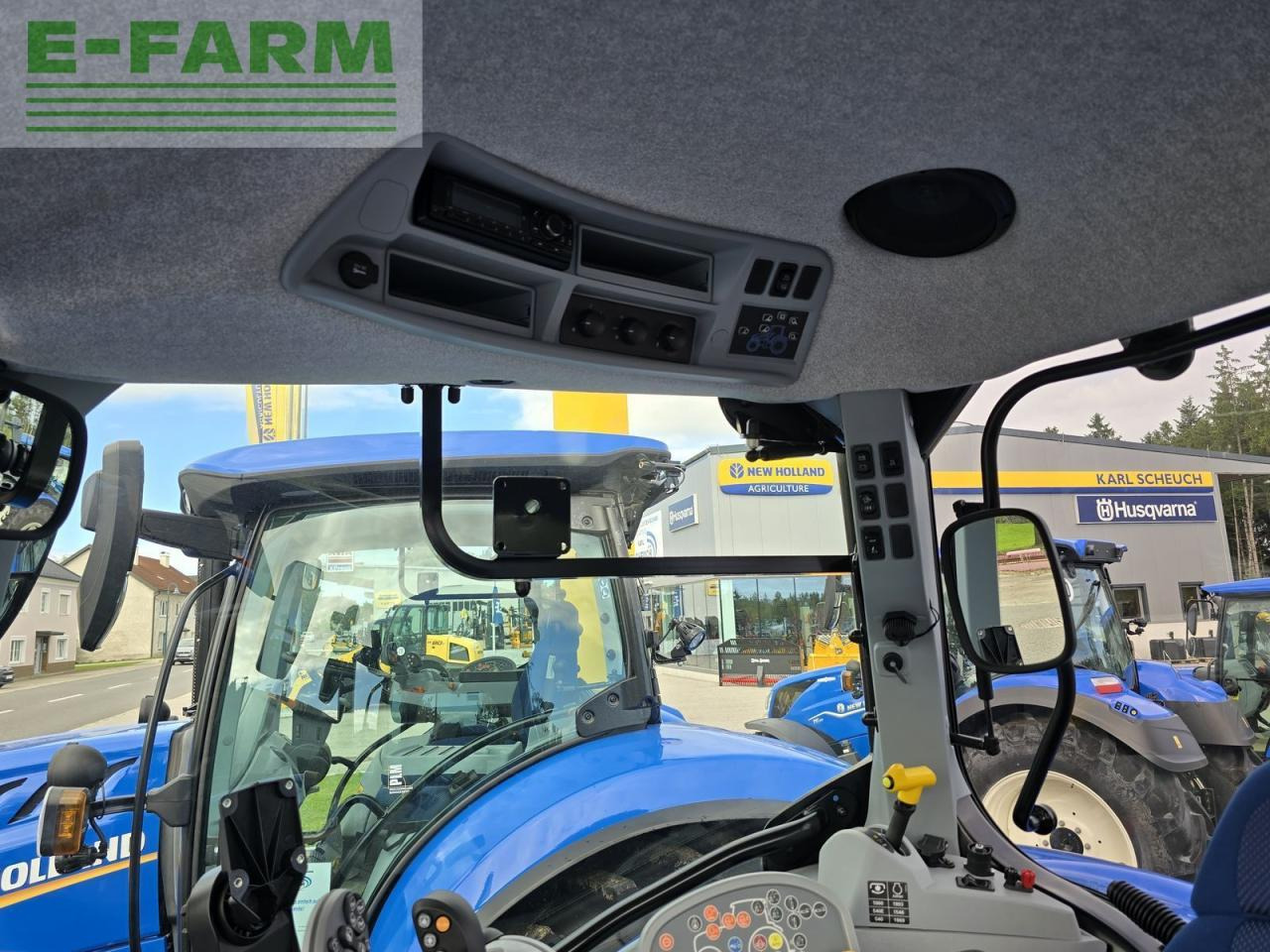 New Holland t6.155 dynamic command sidewinder ii (stage v) - Traktor: 5 kép. New Holland t6.155 dynamic command sidewinder ii (stage v) - Traktor: 5 kép.