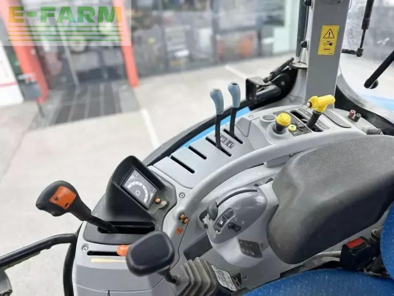 Traktor New Holland t6020 delta Delta: 8 kép.