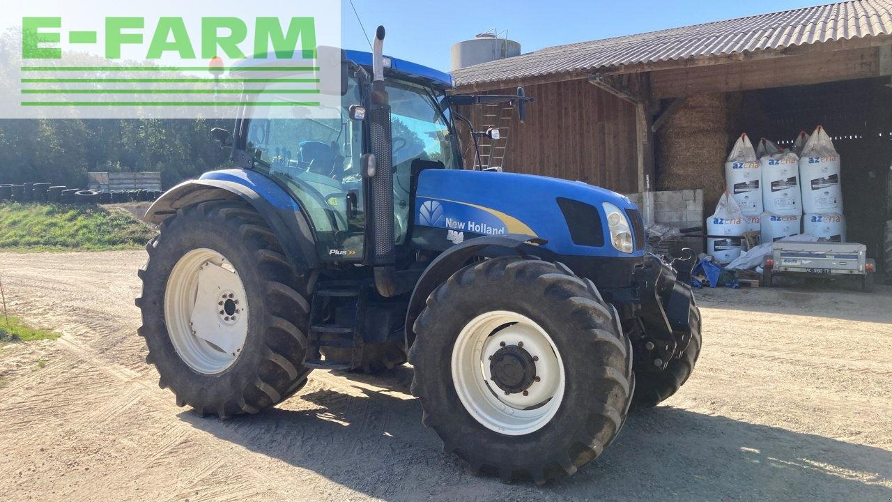 New Holland t6070 - Traktor: 2 kép. New Holland t6070 - Traktor: 2 kép.