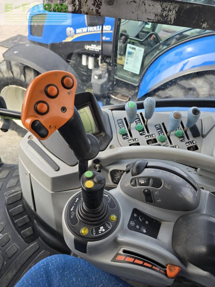 Traktor New Holland t6080 range & power command: 13 kép.