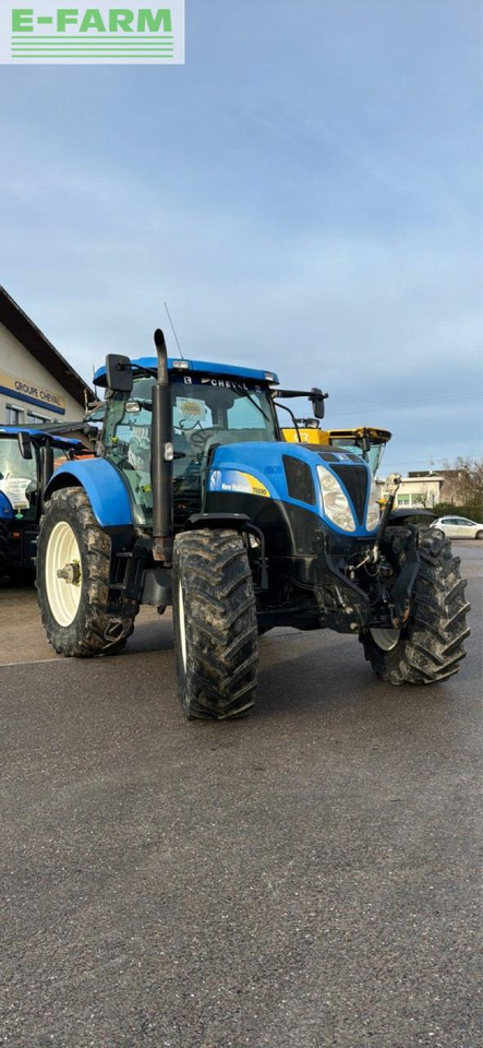 New Holland t6090 - Traktor: 2 kép. New Holland t6090 - Traktor: 2 kép.