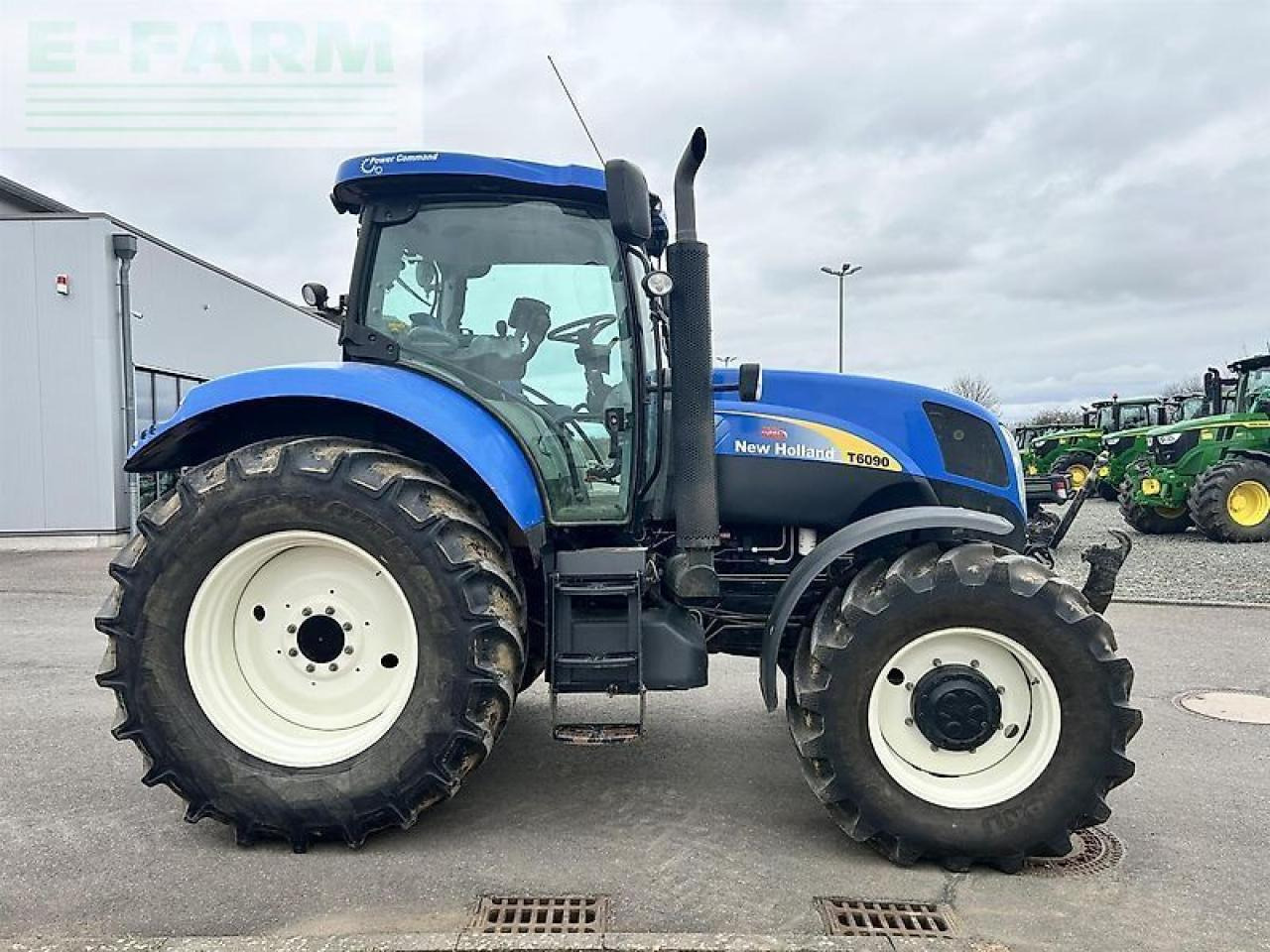 New Holland t6090 power command - Traktor: 5 kép. New Holland t6090 power command - Traktor: 5 kép.