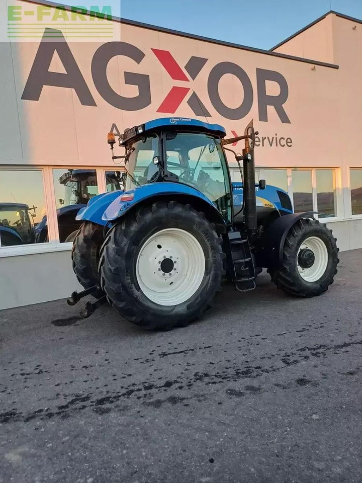 New Holland t6090 range & power command - Traktor: 3 kép. New Holland t6090 range & power command - Traktor: 3 kép.