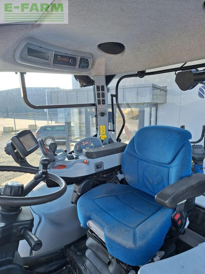 New Holland t7.210 ac - Traktor: 5 kép. New Holland t7.210 ac - Traktor: 5 kép.