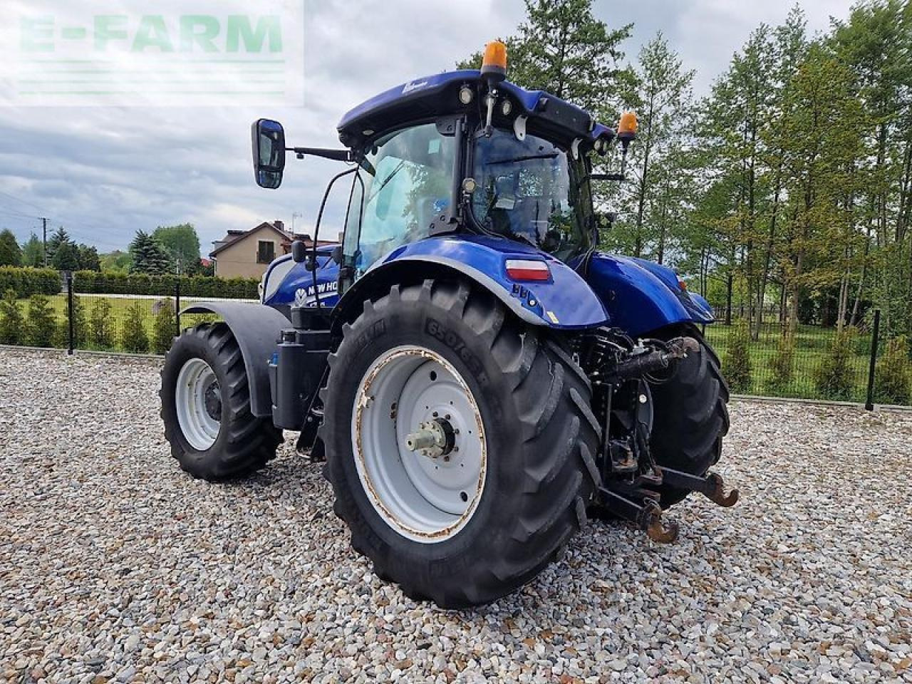 New Holland t7.225 autocommand blue power - Traktor: 4 kép. New Holland t7.225 autocommand blue power - Traktor: 4 kép.