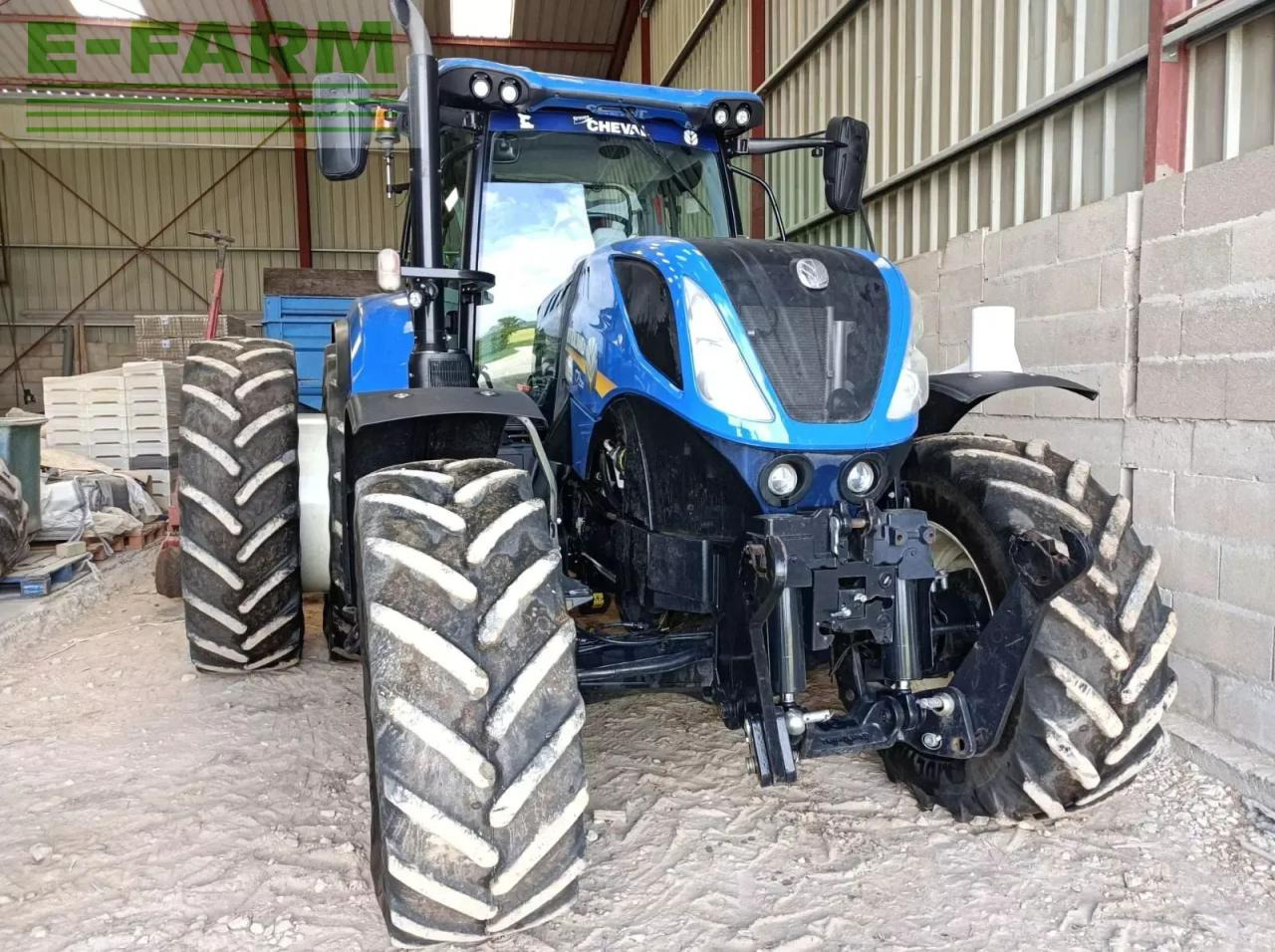 New Holland t7.230 - Traktor: 1 kép. New Holland t7.230 - Traktor: 1 kép.