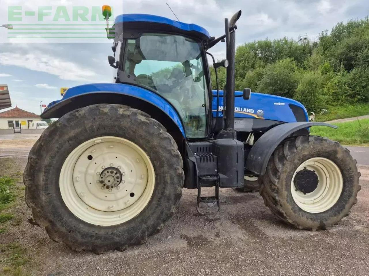New Holland t7.250 ac - Traktor: 3 kép. New Holland t7.250 ac - Traktor: 3 kép.