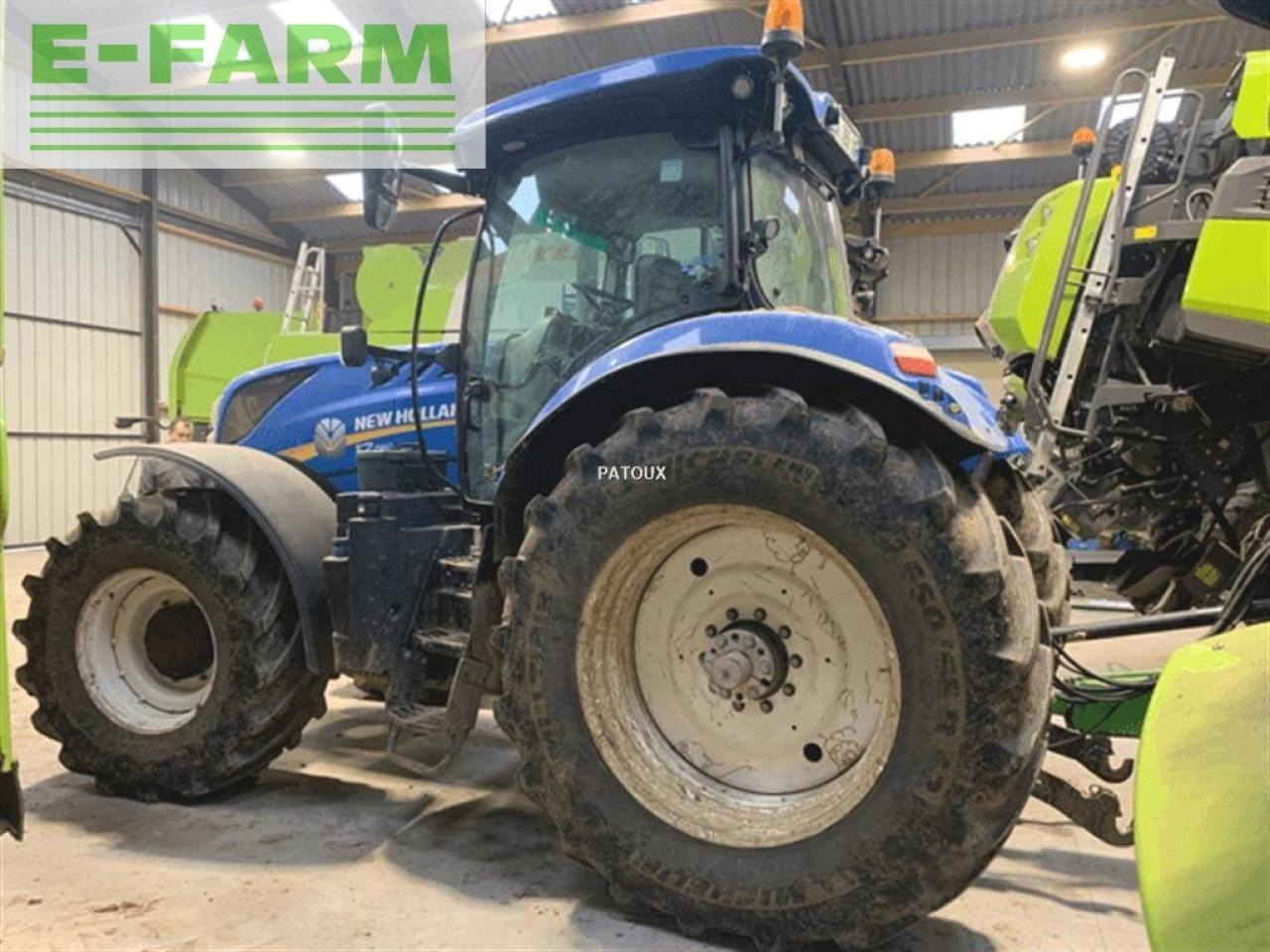 New Holland t7.260 pc - Traktor: 2 kép. New Holland t7.260 pc - Traktor: 2 kép.