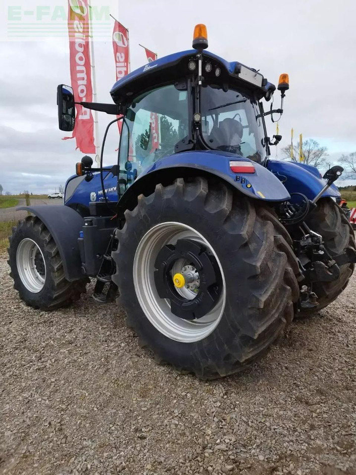 New Holland t7 270 ac - Traktor: 4 kép. New Holland t7 270 ac - Traktor: 4 kép.