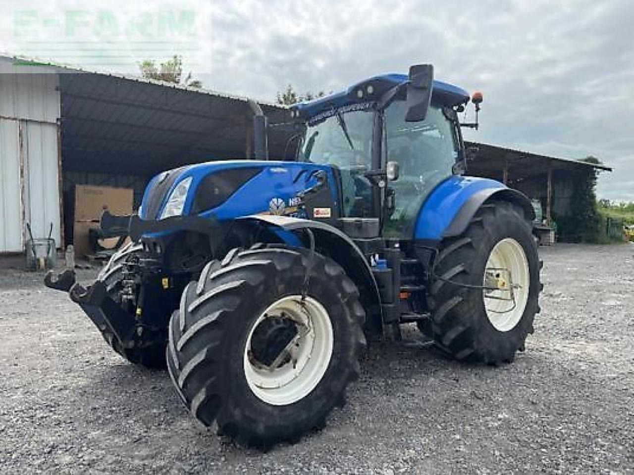 New Holland t7.270 ac - Traktor: 1 kép. New Holland t7.270 ac - Traktor: 1 kép.