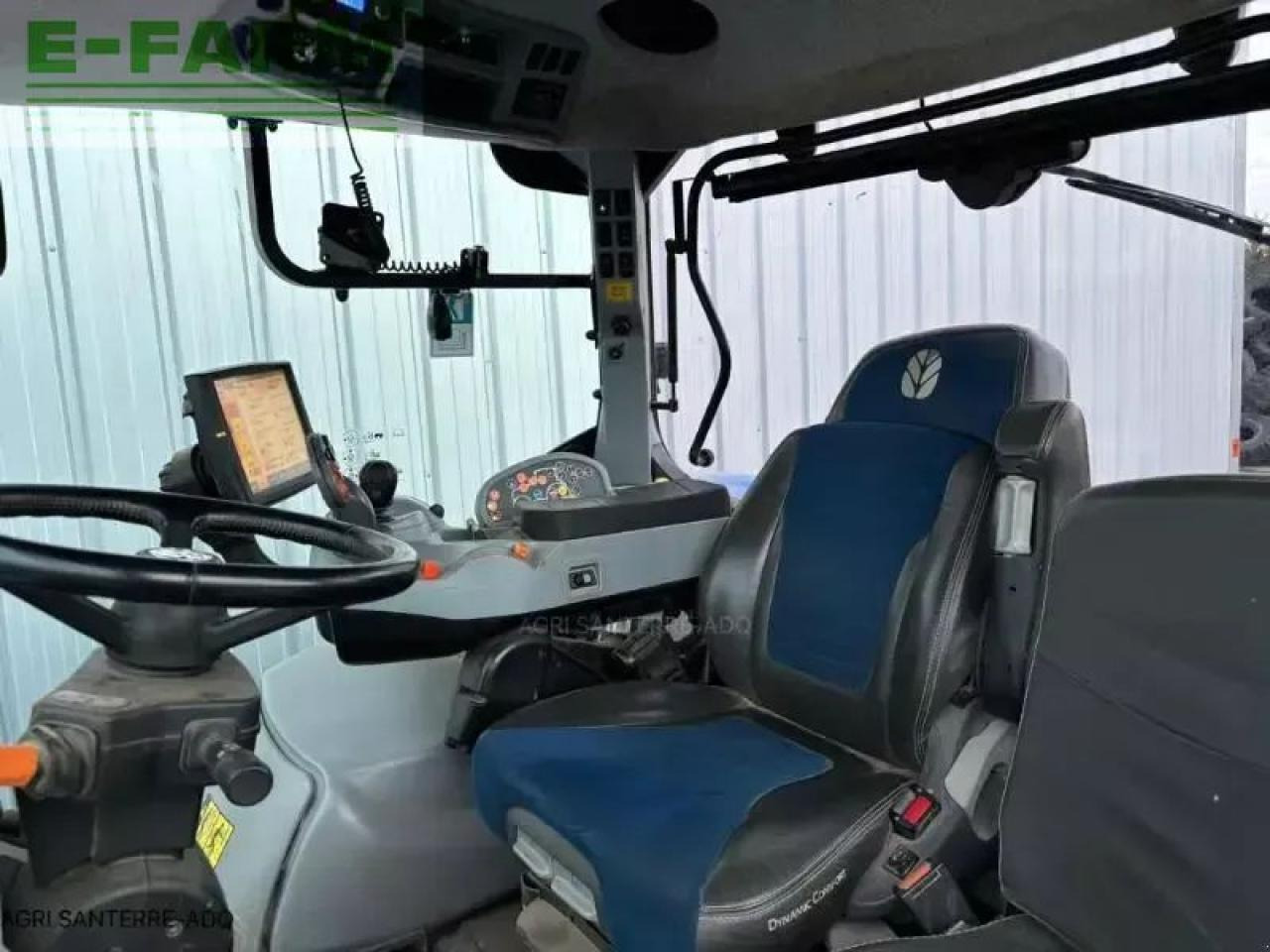 New Holland t7.315 - Traktor: 5 kép. New Holland t7.315 - Traktor: 5 kép.