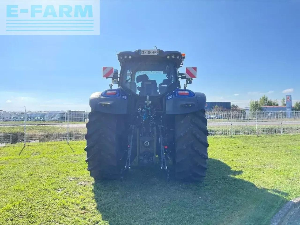 New Holland t7.315 hd plmi HD - Traktor: 5 kép. New Holland t7.315 hd plmi HD - Traktor: 5 kép.