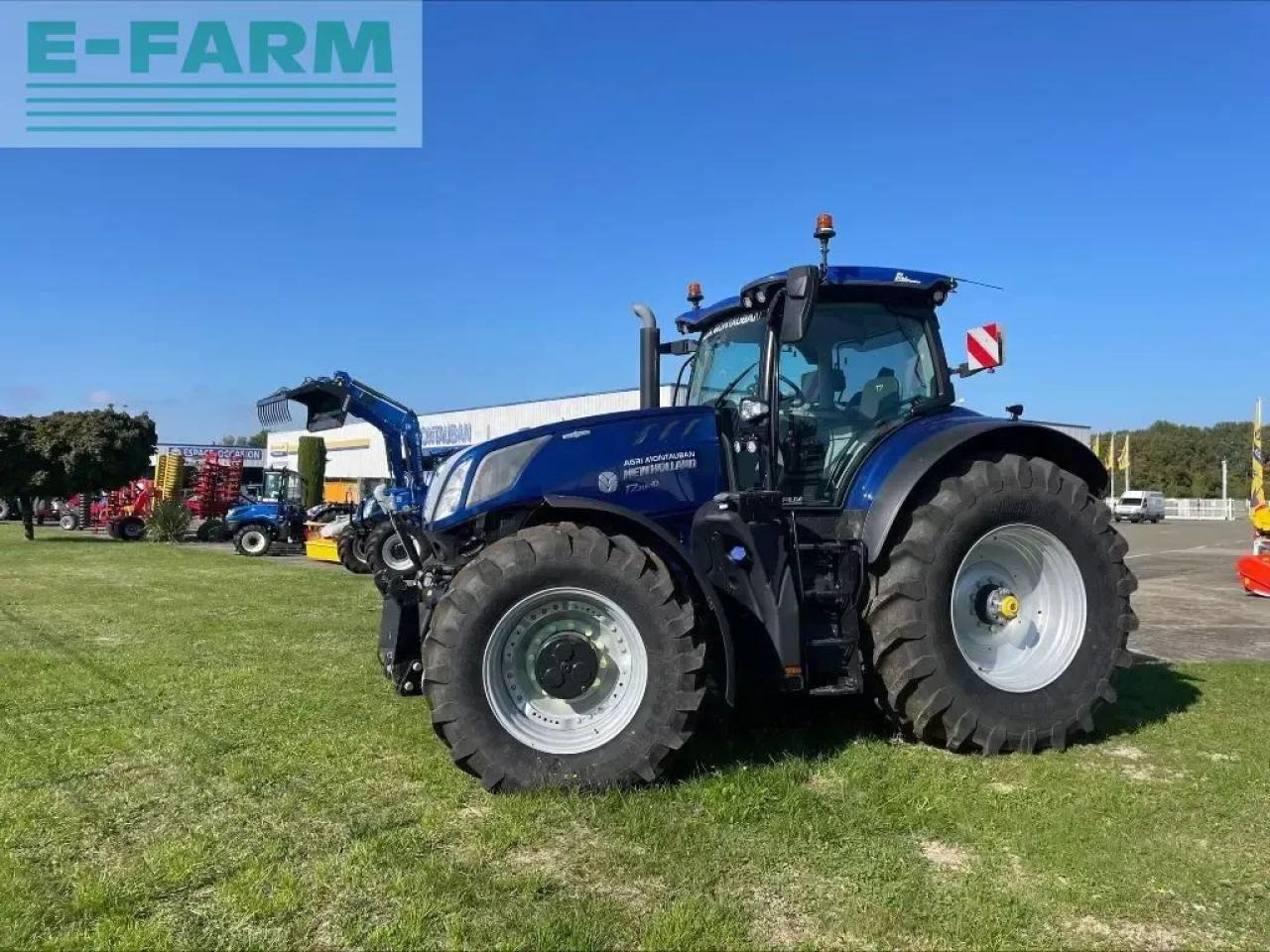 New Holland t7.315 hd plmi HD - Traktor: 2 kép. New Holland t7.315 hd plmi HD - Traktor: 2 kép.