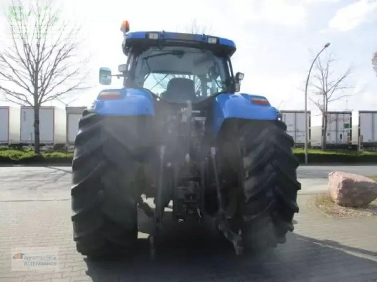 New Holland t7050 pc PC - Traktor: 5 kép. New Holland t7050 pc PC - Traktor: 5 kép.
