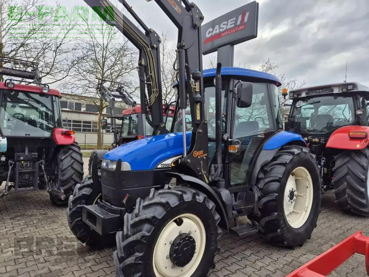 New Holland td 90 d allrad D - Traktor: 1 kép. New Holland td 90 d allrad D - Traktor: 1 kép.