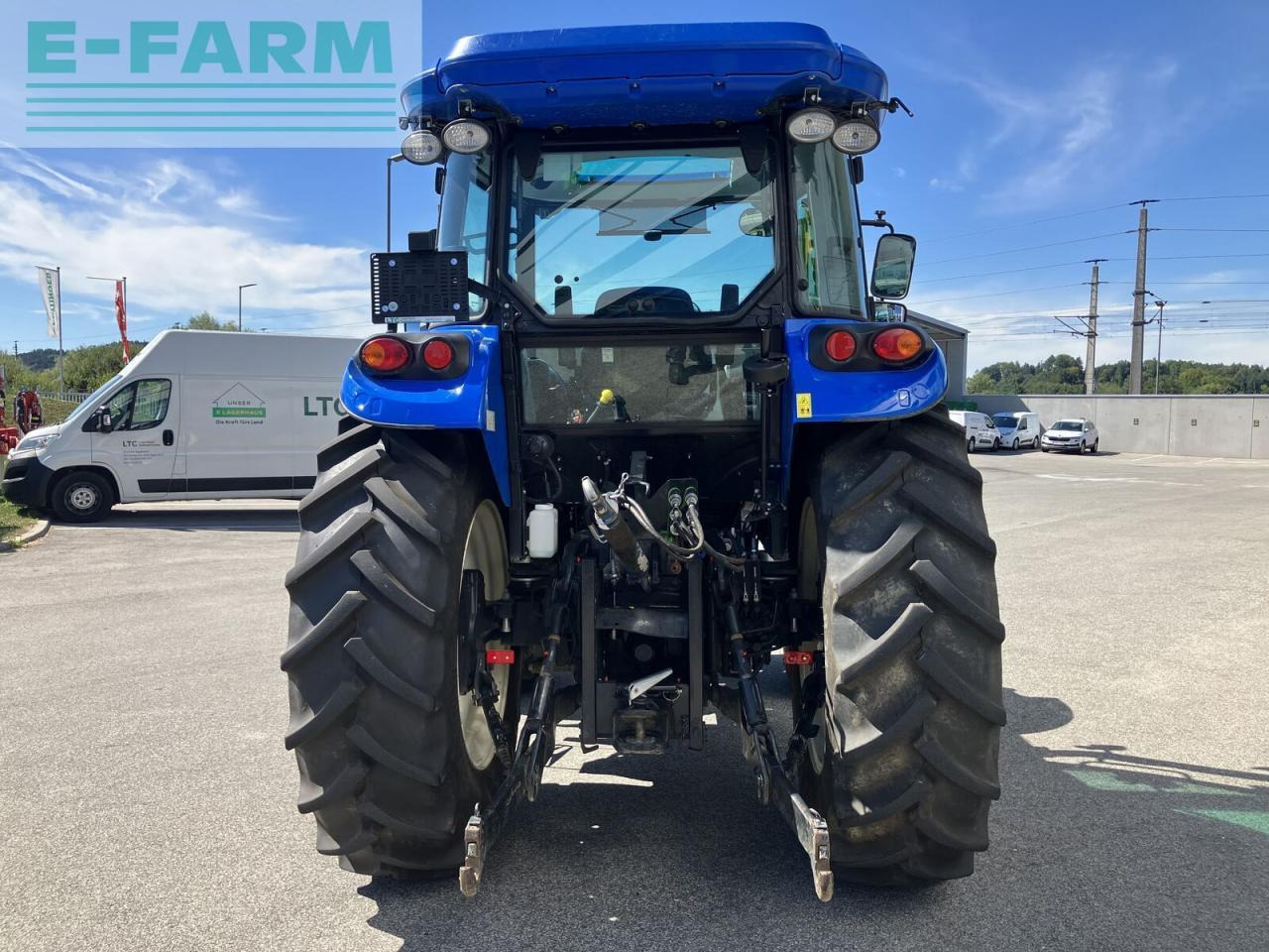 Traktor New Holland td5.85: 8 kép. Traktor New Holland td5.85: 8 kép.