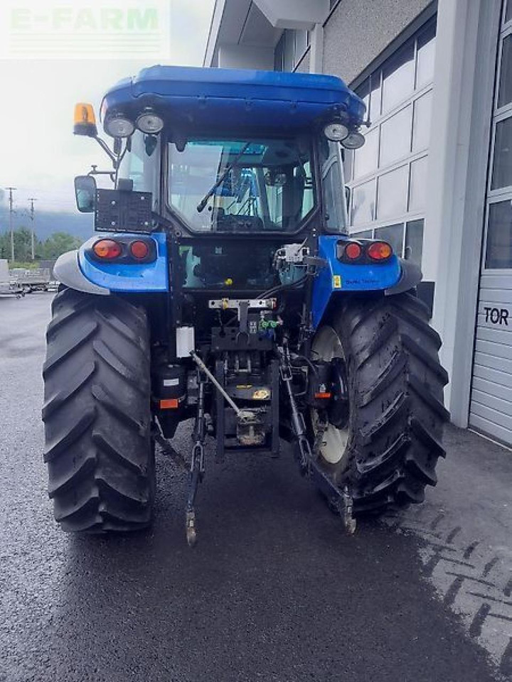 New Holland td5.95 - Traktor: 4 kép. New Holland td5.95 - Traktor: 4 kép.